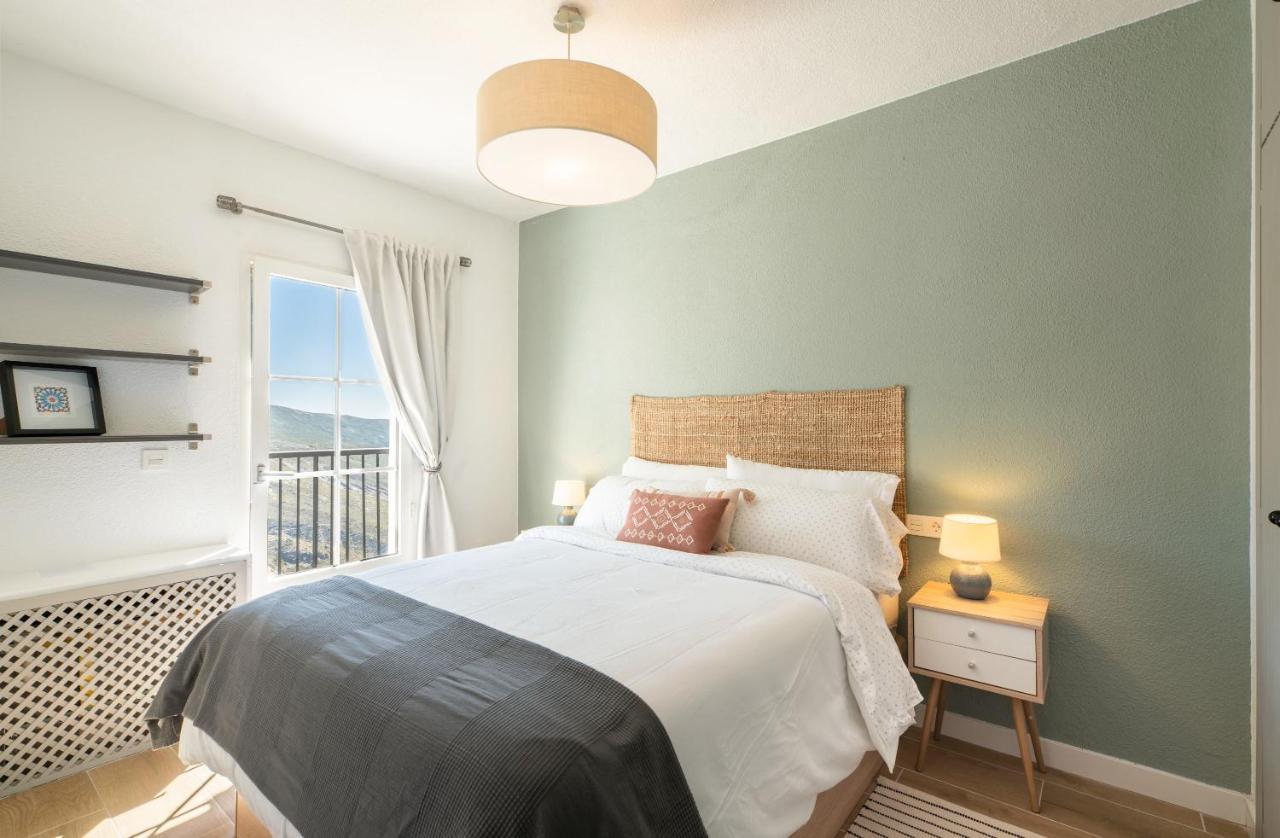 Beautifully Renovated 4 Bedroom Apt + Kid'S Room Сьєрра-Невада Екстер'єр фото